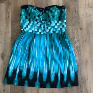 [Bebe] strapless short dress